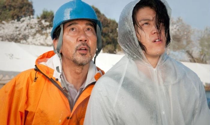 The Woodsman and the Rain - Phim hài tâm lý đầy lôi cuốn