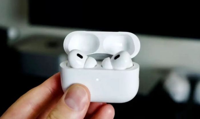 Tại sao bạn cần biết cách đổi tên AirPod trên iPhone?