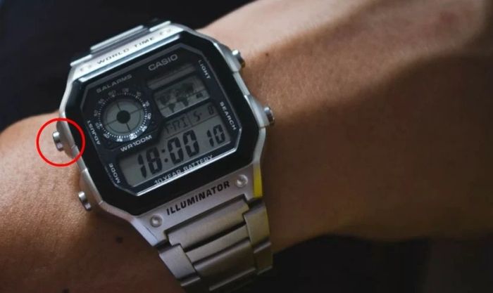 Giữ chặt nút ADJUST