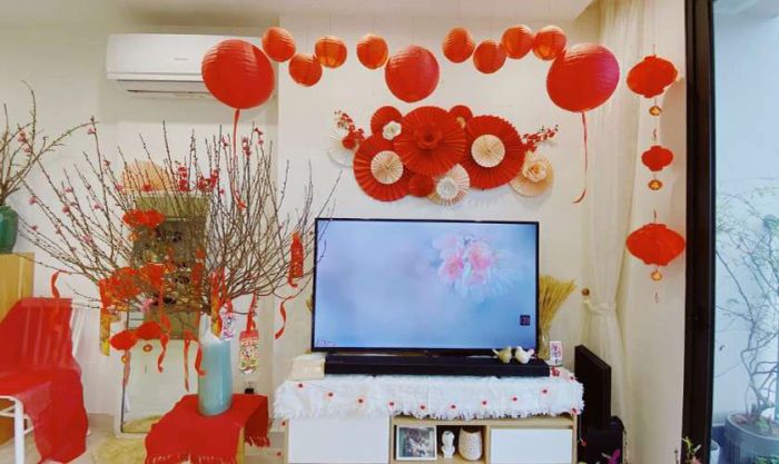 Trang trí tường Tết bắt mắt