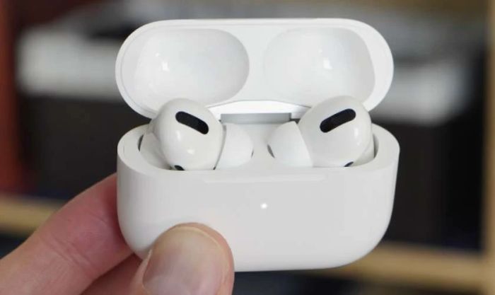 Tặng AirPod làm quà Noel cho bạn bè thân thiết