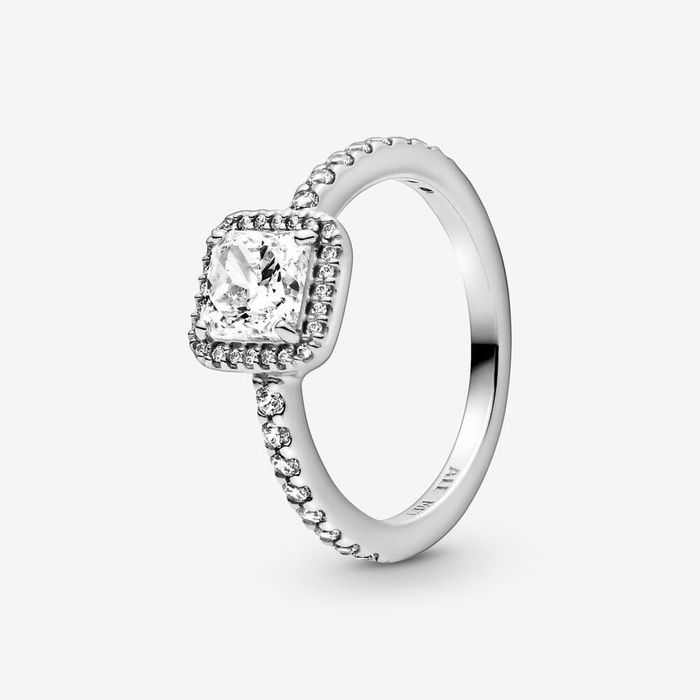 A photo of a shimmering silver ring