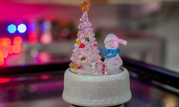Tặng đồ trang trí nhỏ xinh vào dịp Noel là một ý tưởng vô cùng dễ thương