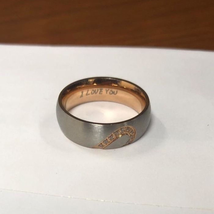 Image from a reviewer showing one of the rings