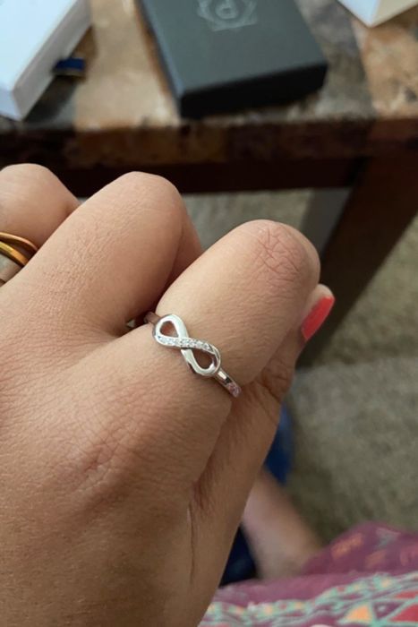 Reviewer wearing the infinity ring