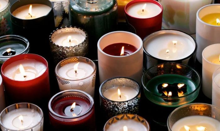 Nến thơm là món quà Giáng sinh thú vị giúp đồng nghiệp thư giãn