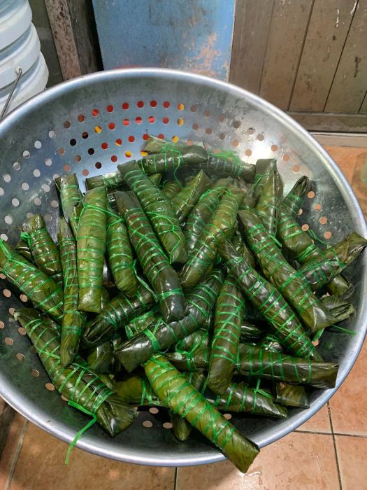 Delicious Bánh Tẻ on Bạch Mai Street Image 1