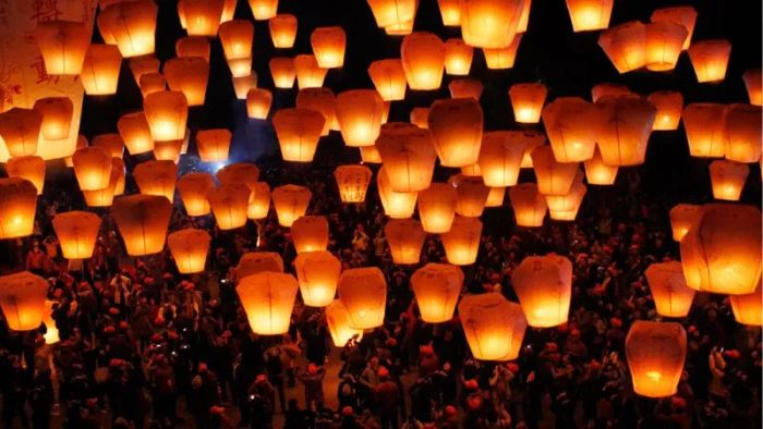 Travel tips for experiencing the Chinese Lantern Festival