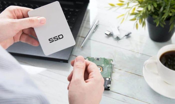 Kiểm tra xem máy tính đã được trang bị ổ cứng SSD hay chưa trước khi quyết định nâng cấp RAM laptop