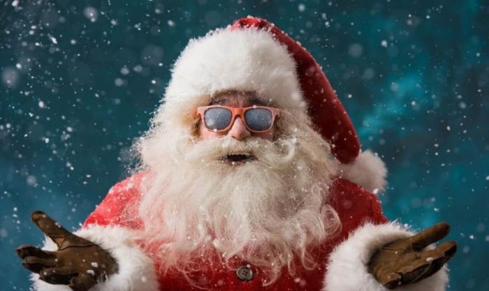 Hình nền Giáng sinh chủ đề ông già Noel đeo kính đáng yêu