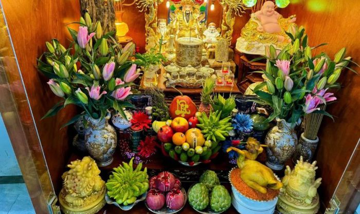 Mâm trái cây cúng ông Địa cần phải được lựa chọn cẩn thận và tỉ mỉ