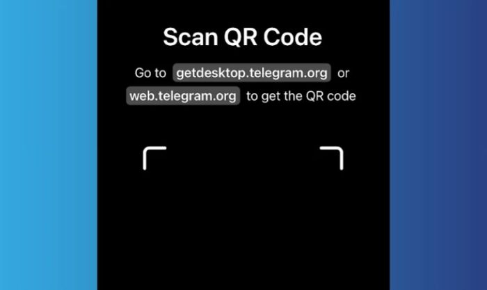 Đưa camera điện thoại lại gần mã QR Code trên máy tính