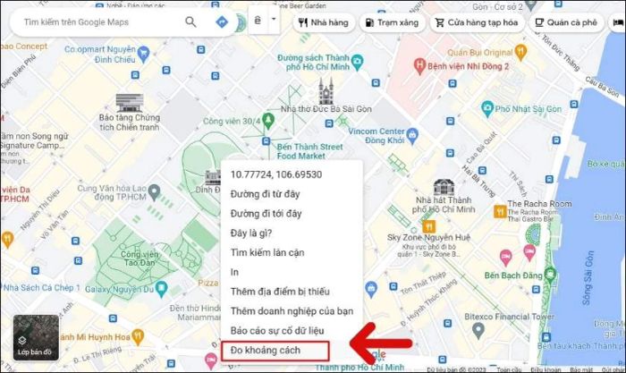 Nhấn chuột phải vào vị trí và chọn Đo khoảng cách