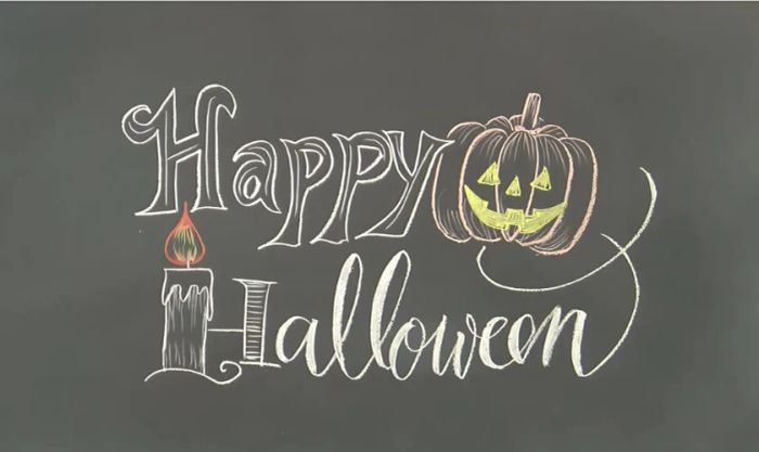 Trang trí bảng Halloween theo phong cách đơn giản