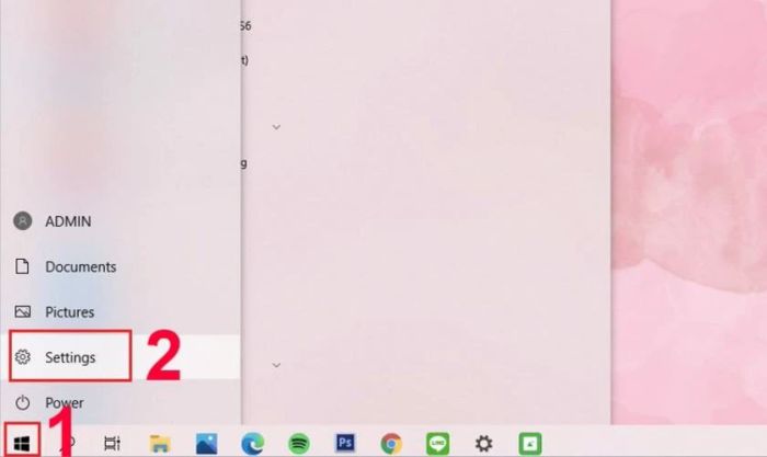 Nhấn vào biểu tượng Windows và chọn Settings