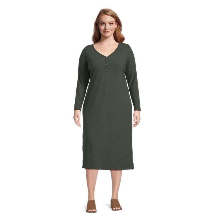 model wearing a green henley dress