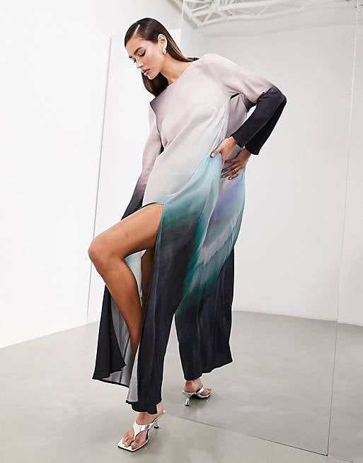 model in an ombre long-sleeve dress