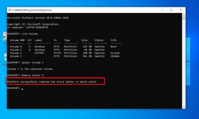 Windows 10 sẽ hiển thị thông báo DiskPart successfully removed the driver letter or mount point