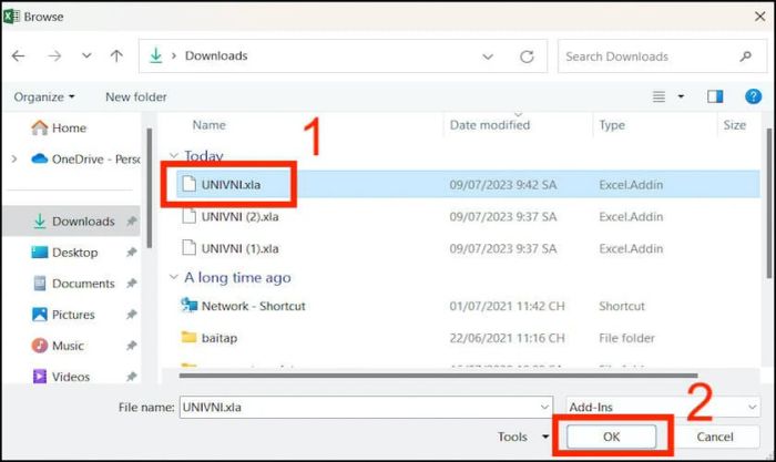 Chọn tệp UNIVNI để tiến hành chuyển đổi số thành chữ trong Excel.
