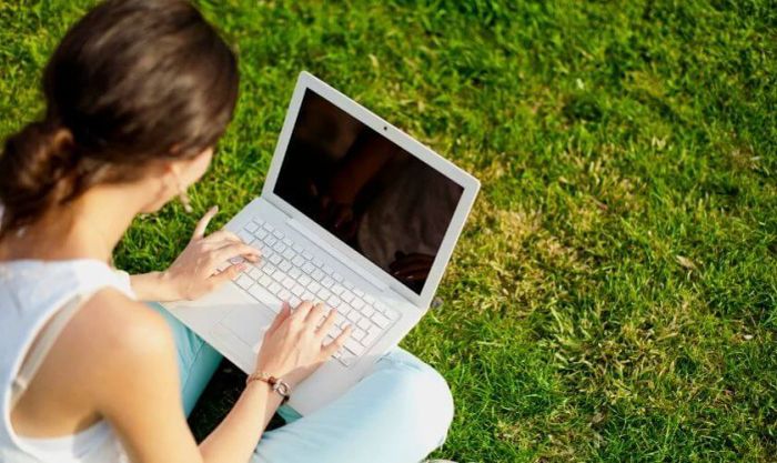 Những ưu điểm khi tắt máy tính bằng bàn phím là gì?