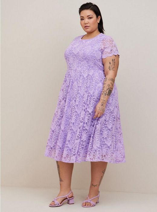 Model showcasing the lilac dress