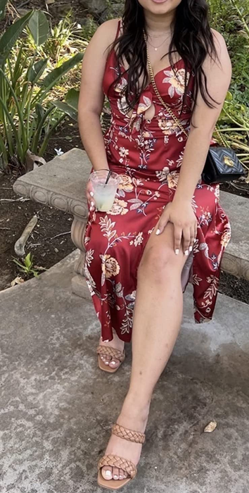 another reviewer wearing the same sandals