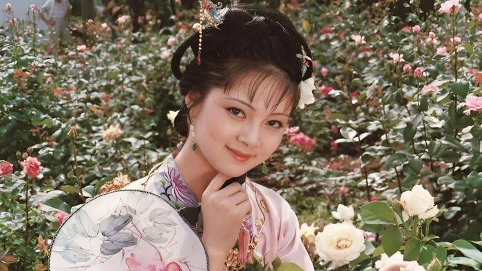 Nhân vật trong Hồng Lâu Mộng: Tiết Bảo Thoa là hiện thân của sắc đẹp và phẩm giá cao quý