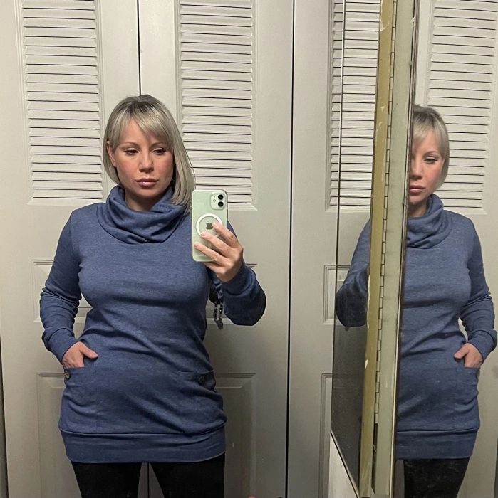 Reviewer styling the blue top