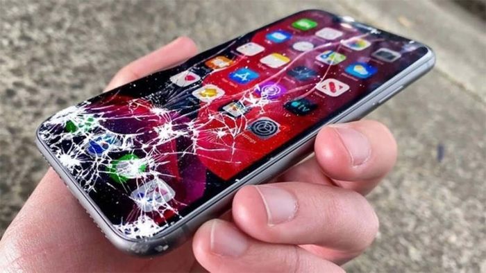 Lý do cần sửa chữa màn hình điện thoại bị vỡ: Hiển thị màn hình không chính xác