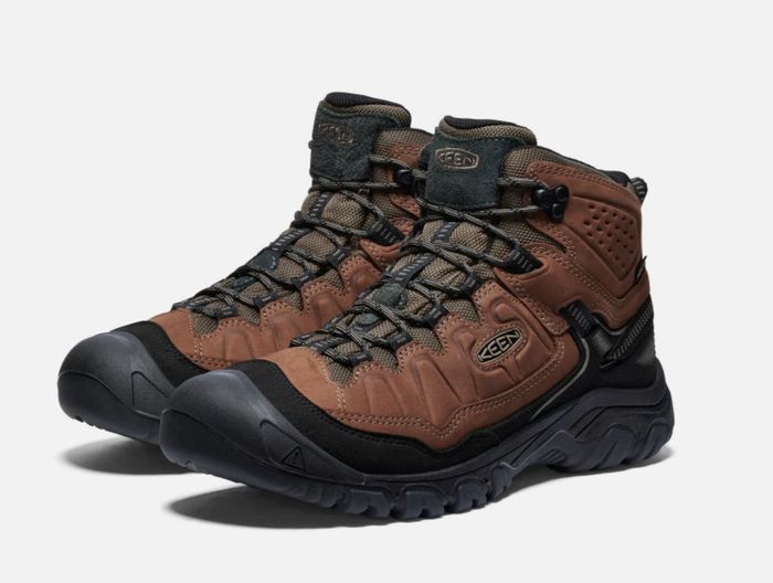The bison black boots