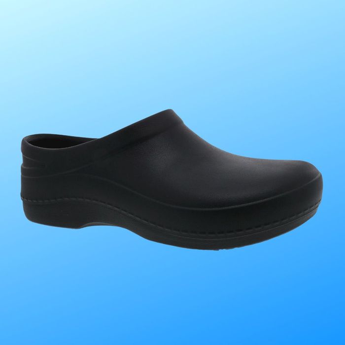The black clog