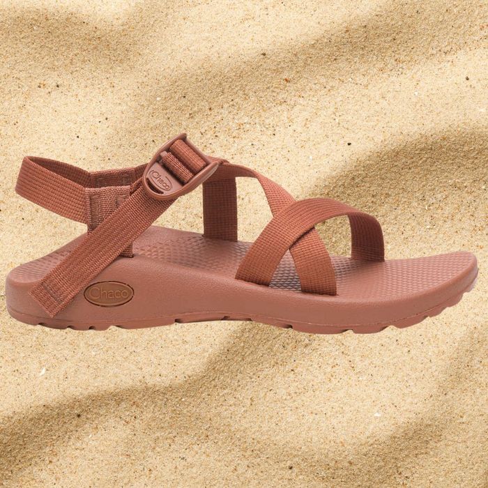 The burnt umber sandal