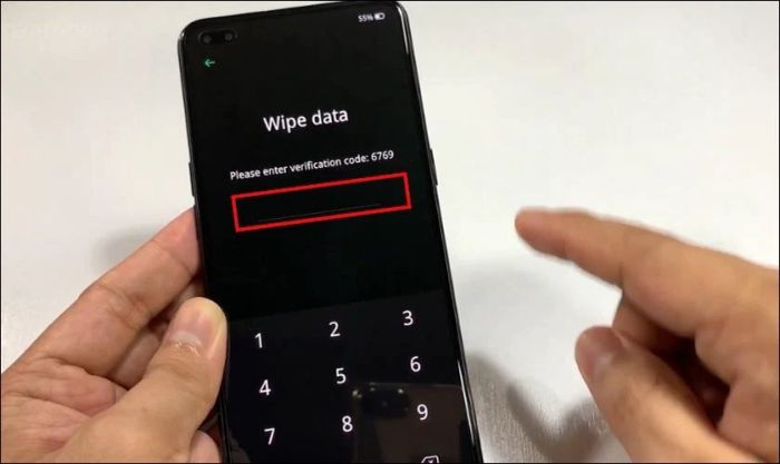 Nhập mã code xuất hiện trên màn hình để xác nhận