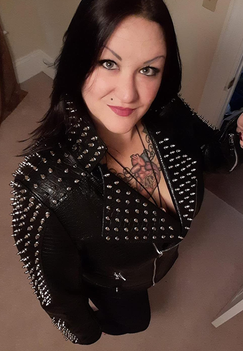 Photo of a reviewer wearing a black jacket