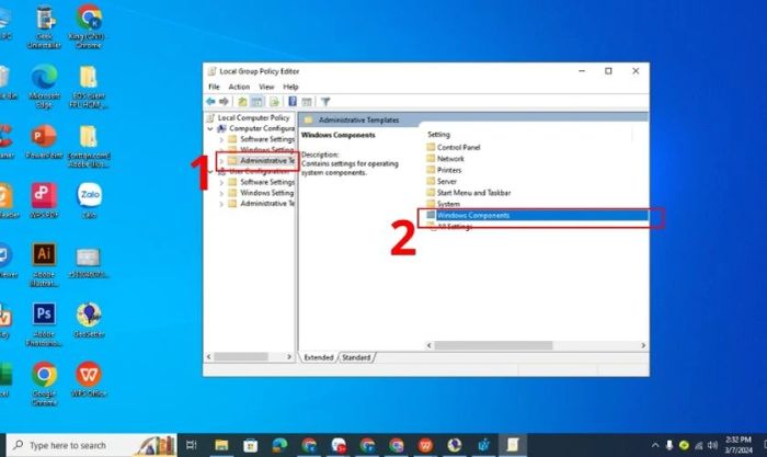 Chọn Windows Components trong Administrative Templates để tắt cập nhật Windows 11