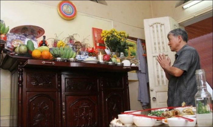 Gia chủ có thể tùy biến văn khấn nhưng phải đảm bảo tính chuẩn mực.