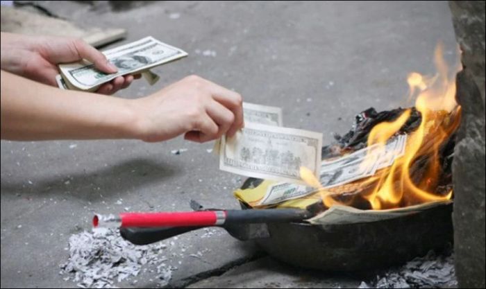 Bài văn khấn hóa vàng chuẩn dành cho ngày mùng 2