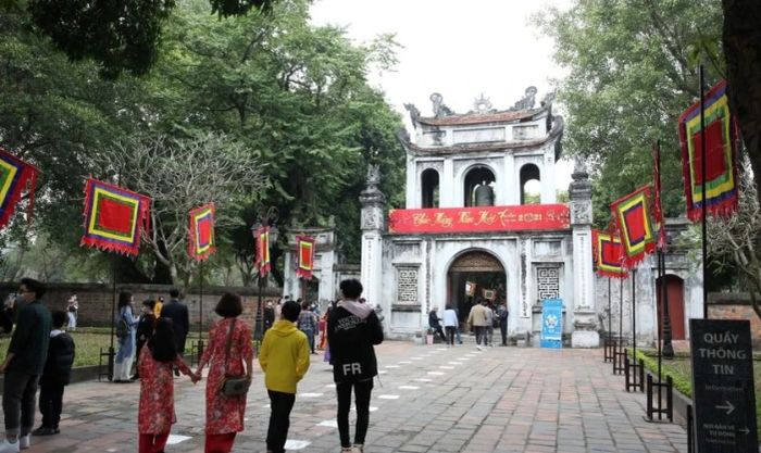 Lựa chọn hướng xuất hành hoàng đạo để thu hút may mắn