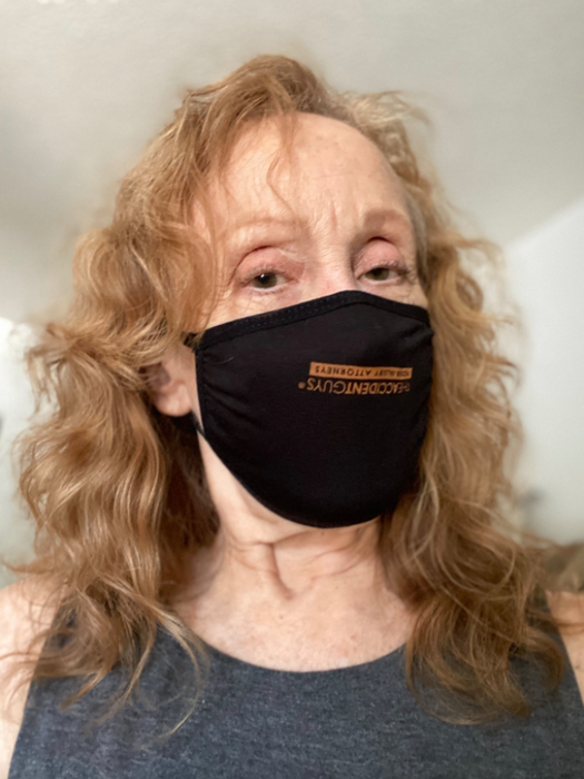 reviewer showcasing air-dried wavy hair
