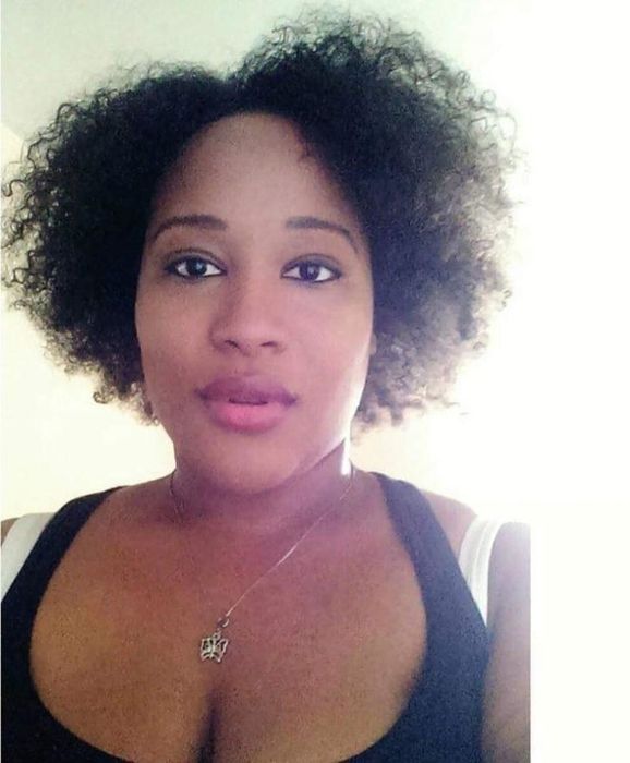 reviewer with 4a hair texture