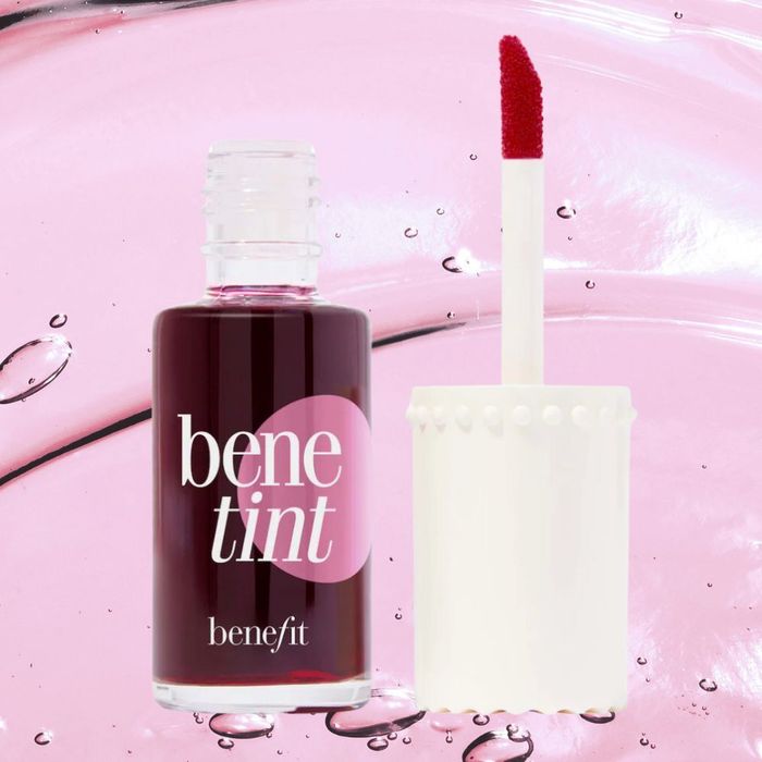 The lip stain