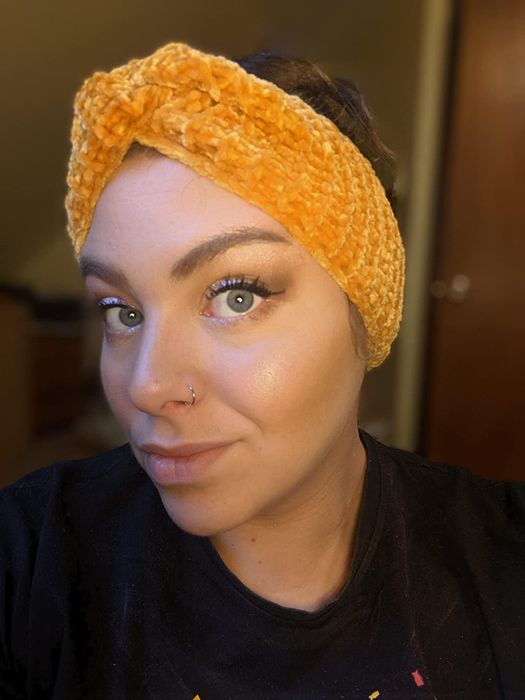 a reviewer photo showcasing their contoured makeup look using the bronzer
