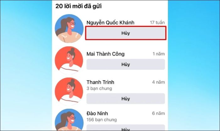 Nhấn vào Hủy lời mời đối với tài khoản bạn chọn