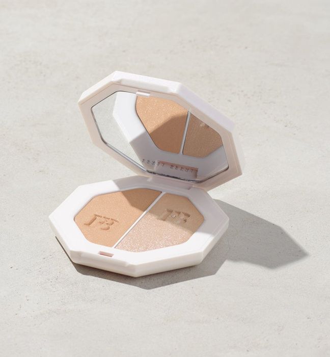the compact case of the highlighter