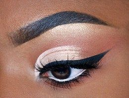 close-up of an eye showcasing an eyeshadow look created with the palette