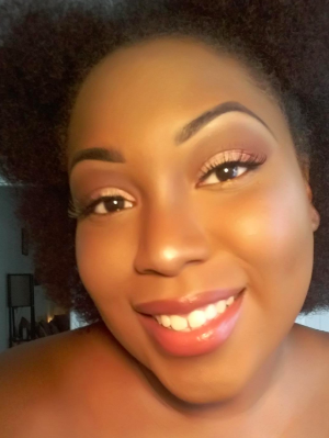 Another reviewer’s photo with perfectly applied makeup