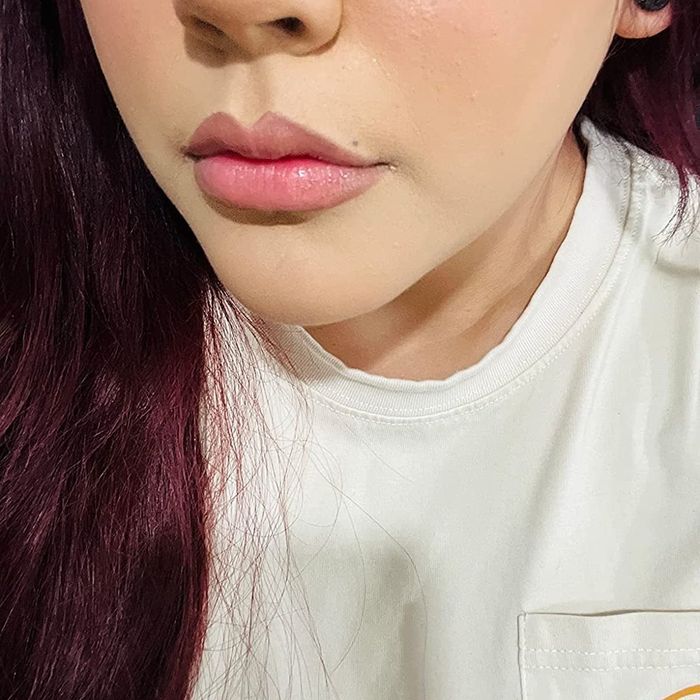 The reviewer mentions applying primer.