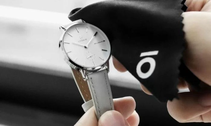 Lúc nào bạn cần biết cách lắp dây đồng hồ thông minh?