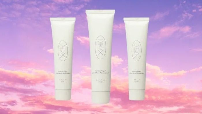 Instant Angel moisturizer