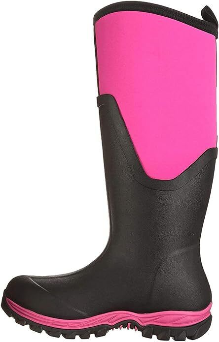 The boot in pink and black